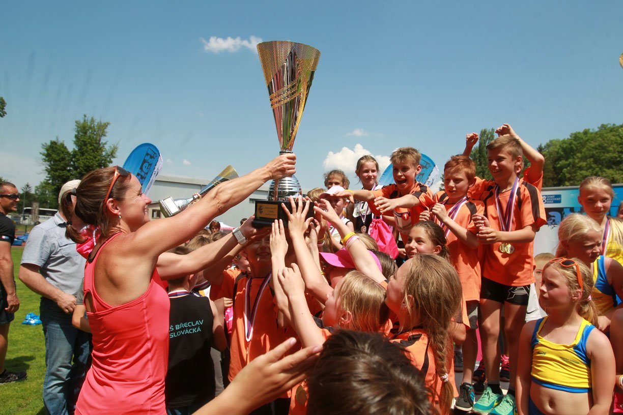Video: Finále Štafetového poháru v Čáslavi a radost dětí